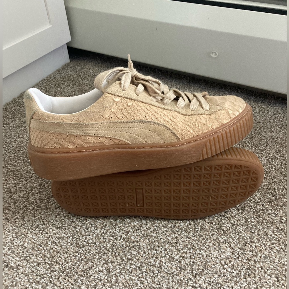 Snakeskin suede puma